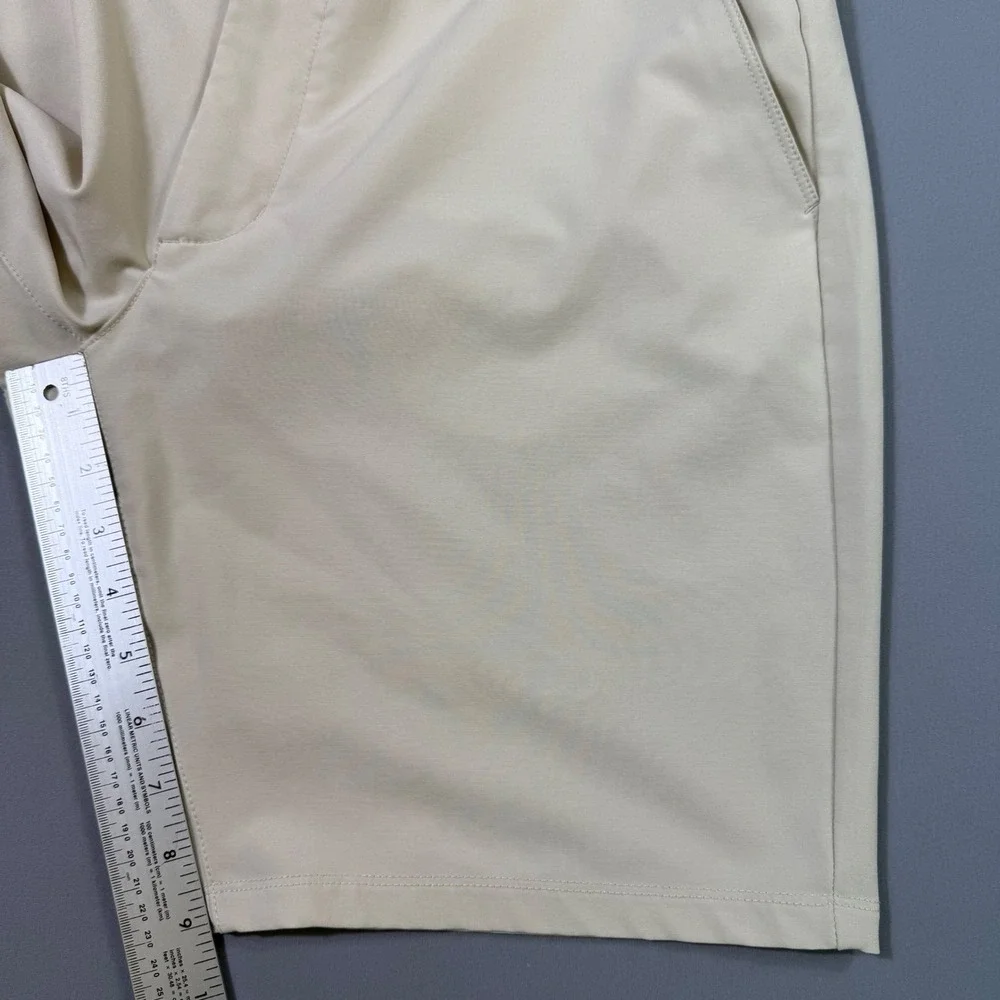 BYLT Kinetic Short Mens XL Tan Beige 4-Way Stretch Performance Golf Activewear